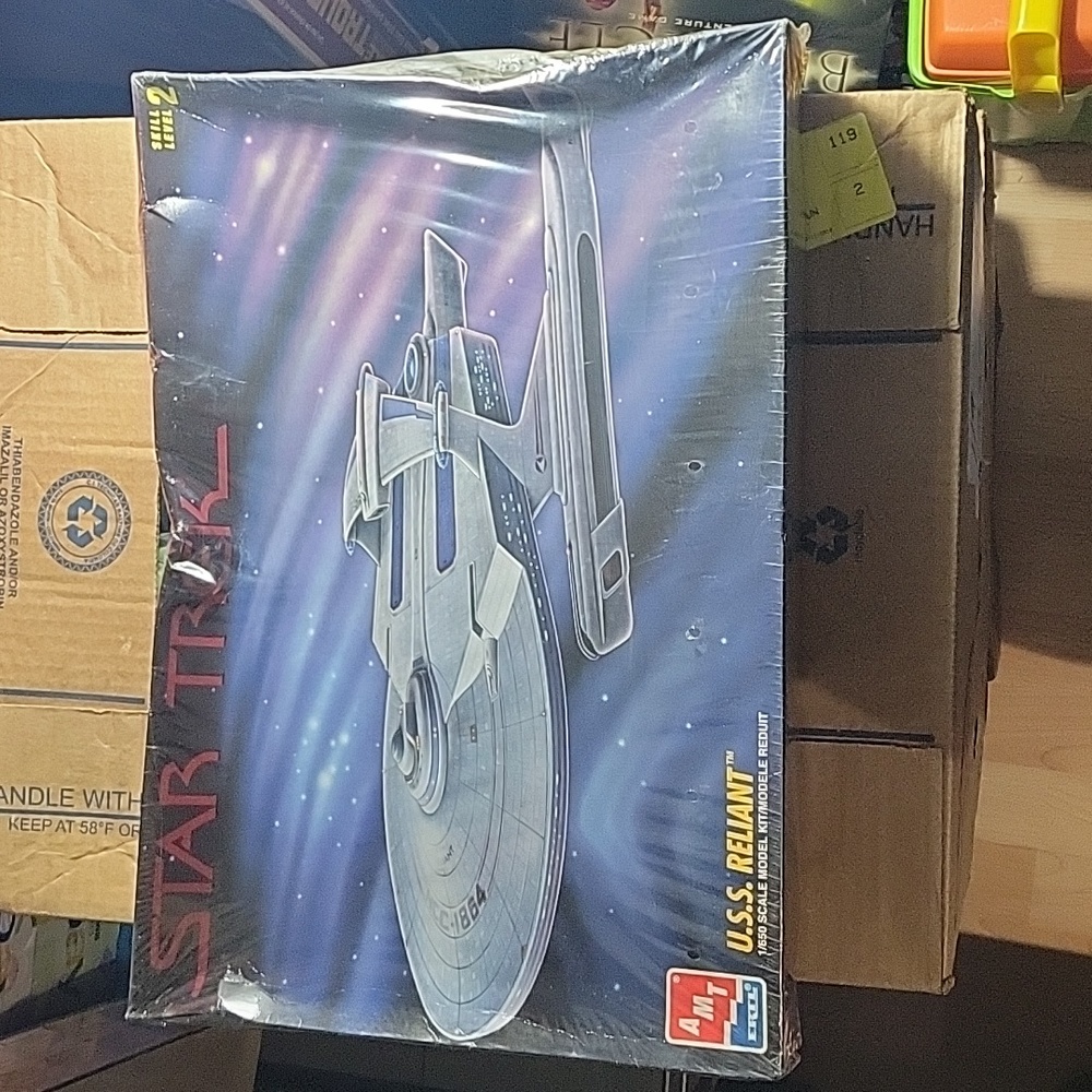 Star Trek U.S.S. Reliant 1/650 Scale 1995 Model Kit by AMT ERTL Wrath of Khan